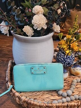 kate‎ spade Turquoise Zip-Around Leather Wallet